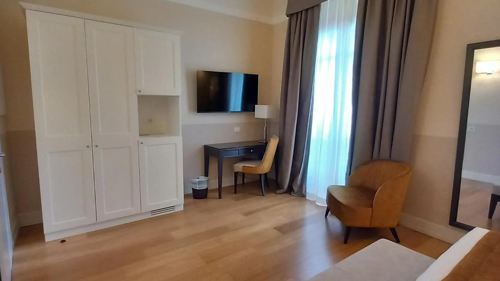 Hotel Palazzo San Lorenzo & Spa Colle Val D'Elsa 4*,