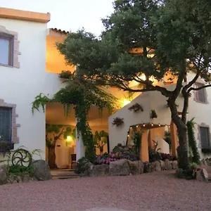 Le Sughere Vakantieboerderij Padru